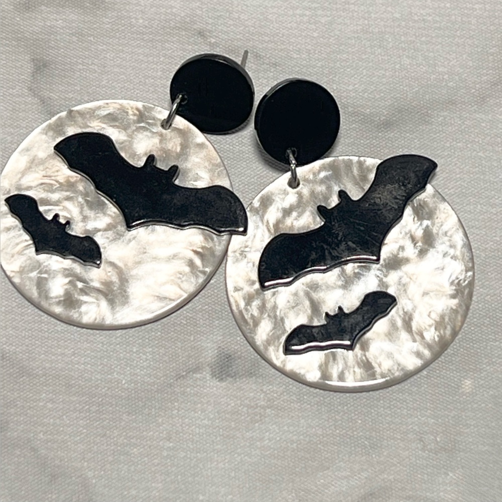 Bat Dangle Earrings Black Marble Look Statement Spooky Goth Halloween 2 inch